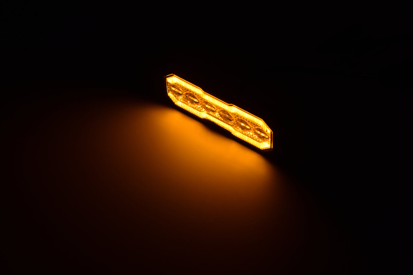 HGV Auto. CAT'S EYE HALO. SMOKE LENS. Amber, Red, White Halo with Amber Strobe.