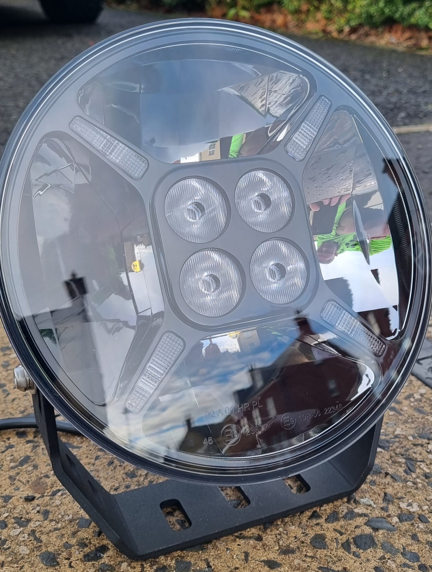 HGV Auto. CROSS HAIR SEVEN. 7" Round Full LED Spot Lamp Amber/White DRL 6,000lumen