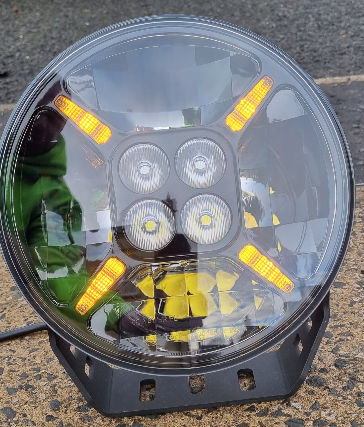 HGV Auto. CROSS HAIR SEVEN. 7" Round Full LED Spot Lamp Amber/White DRL 6,000lumen