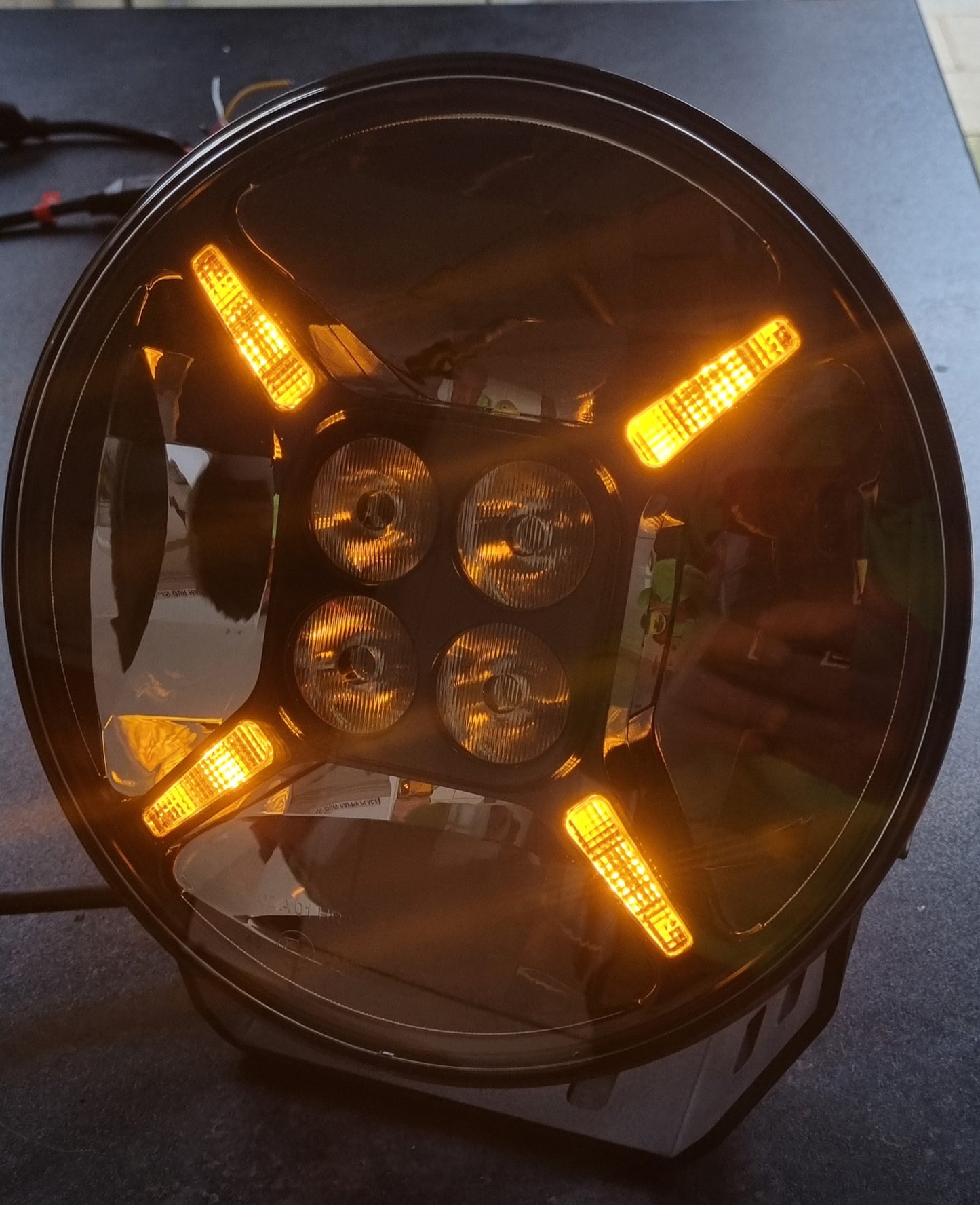 HGV Auto. CROSS HAIR SEVEN. 7" Round Full LED Spot Lamp Amber/White DRL 6,000lumen