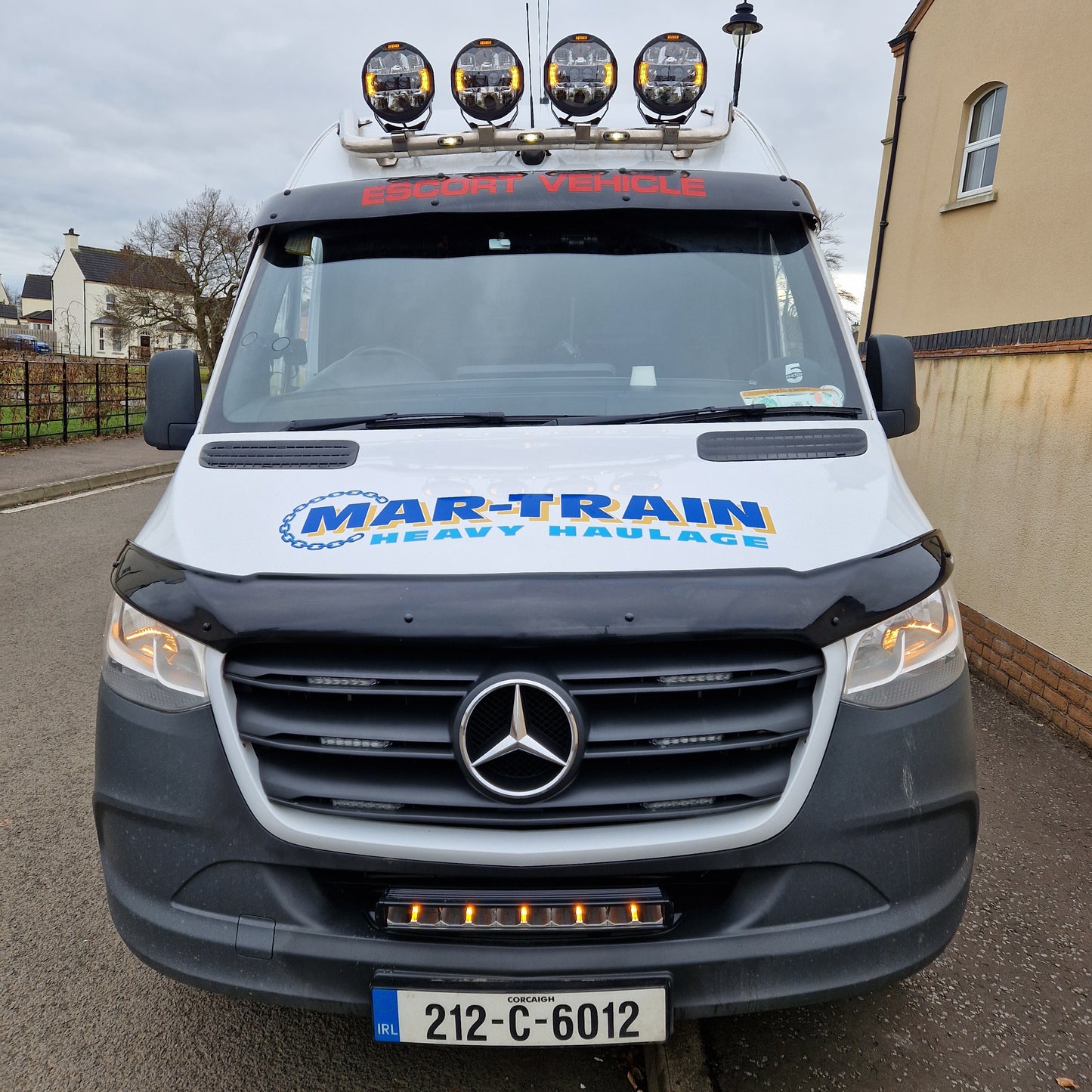 HGV Auto. LITTLE BOY. 22" Curved Light Bar Amber/White DRL 12,000lumen